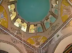 Vue intérieure du dôme coiffant le chœur.