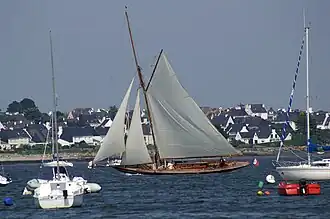 En rade de Lorient (2008).