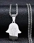 Khamsa chrétienne en pendentif avec la vierge Marie représenté.