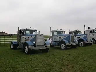 Peterbilt 281