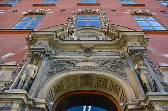 Sculptures de façade de Döteber.