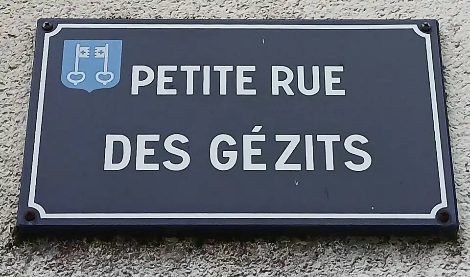 Petite rue des Gézits.