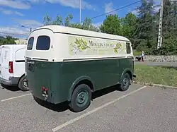Camionnette D3A vue de 3/4 arrière