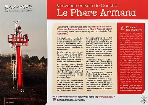 La plaquette, proche du phare, expliquant l'histoire du phare.