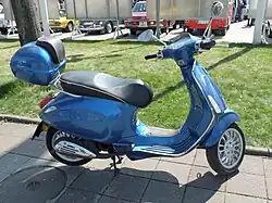 Le Piaggio Vespa Sprint.