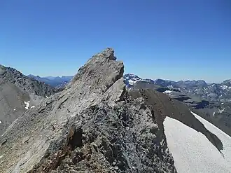 Vue du pic Maou depuis l'arête du pic Badet.