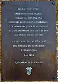 Plaque commémorative sur une tour du château de Montjuïc à Barcelone (Espagne).