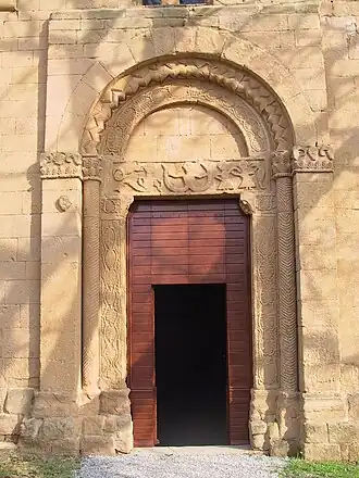 Le portail occidental.