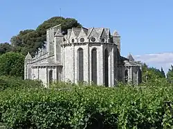 Chevet de l'abbatiale de Vignogoul à Pignan.