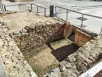 Vestiges des thermes romains.