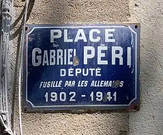 Voir la plaque.