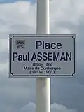Plaque de rue place Paul Asseman à Dunkerque.