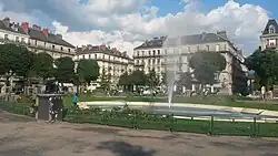 Description de cette image, également commentée ci-après