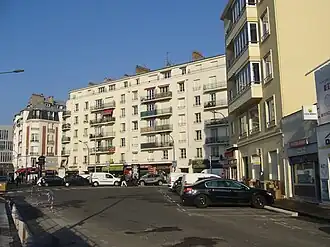 Image illustrative de l’article Place de la Gare (Courbevoie)