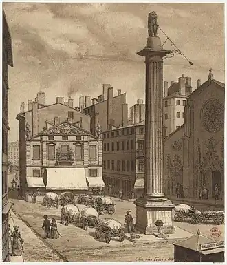 Uranie (1768), statue sommitale de la colonne du Méridien, Lyon, place des Cordeliers, gravure de C. Tournier, 1880.