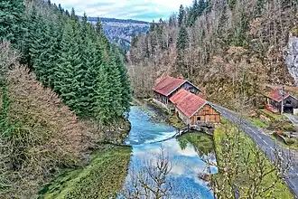 Le moulin Girardot dans la vallée du Dessoubre.