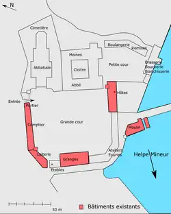 Plan de l'abbaye (en rouge les bâtiments subsistants).