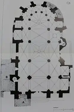 Plan en noir et blanc d'une église gothique.