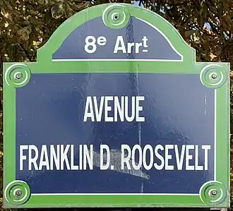 Voir la plaque.
