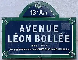 Voir la plaque.