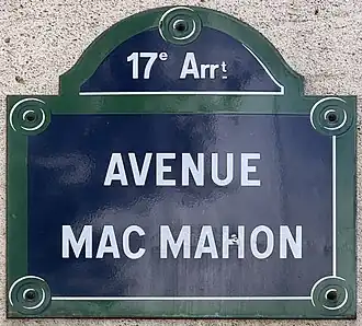 Voir la plaque.