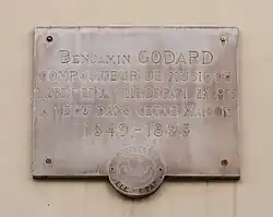 Plaque à Paris.