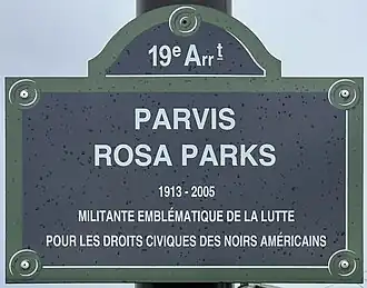 Voir la plaque.