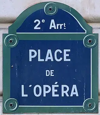 Voir la plaque.