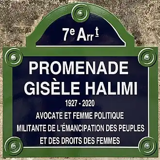 Voir la plaque.