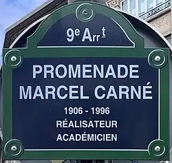 Voir la plaque.