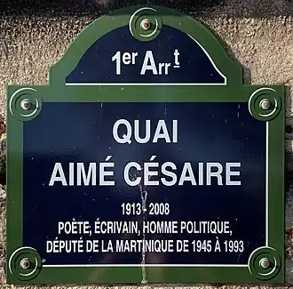 Voir la plaque.