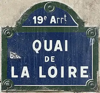 Voir la plaque.