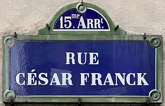 Voir la plaque.
