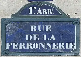 Voir la plaque.