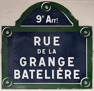 Voir la plaque.