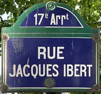 Voir la plaque.