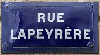 Voir la plaque.