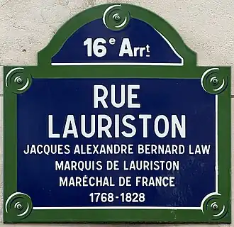 Voir la plaque.