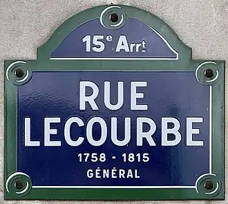 Voir la plaque.