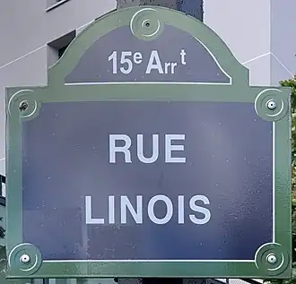 Voir la plaque.