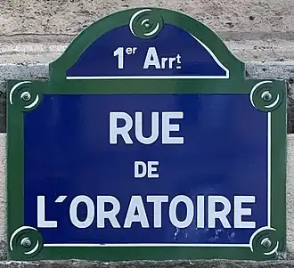 Voir la plaque.