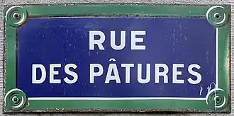 Voir la plaque.