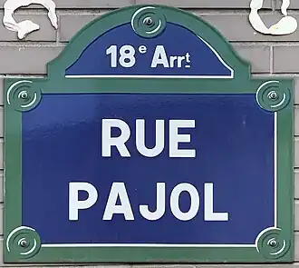 Voir la plaque.