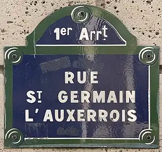 Voir la plaque.