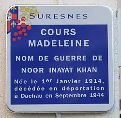 Plaque du cours Madeleine à Suresnes (Hauts-de-Seine).