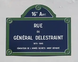 Voir la plaque.