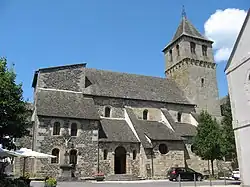 Église Saint-Sauveur.
