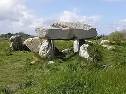 Dolmen de Kerugou