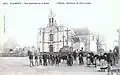 Plomeur : la place de l'église vers 1920 (carte postale Villard).