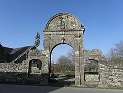 La porte triomphale.